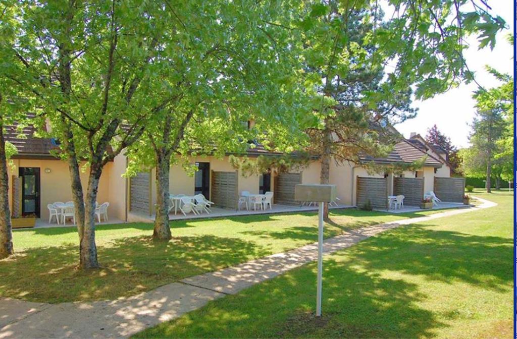 Vvf Perigord Sorges-En-Perigord Hotel Exterior foto